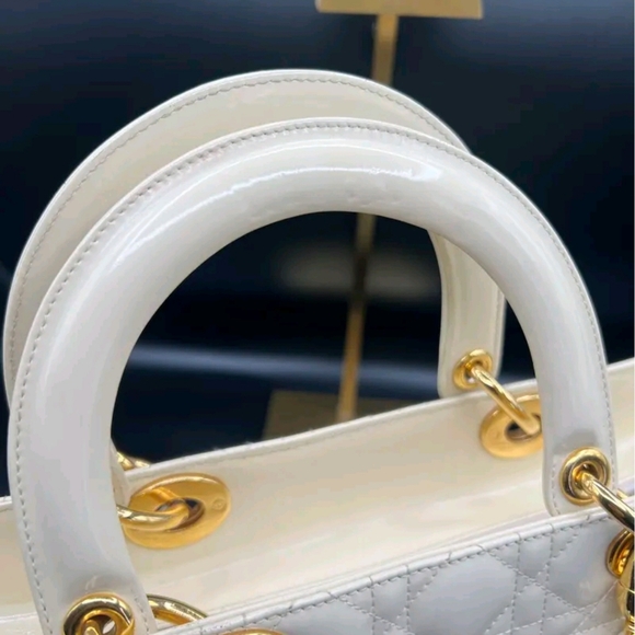 Lady Dior large . - Picture 6 of 10